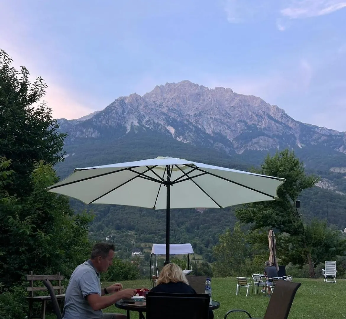 Villa Molla Theth Hotel