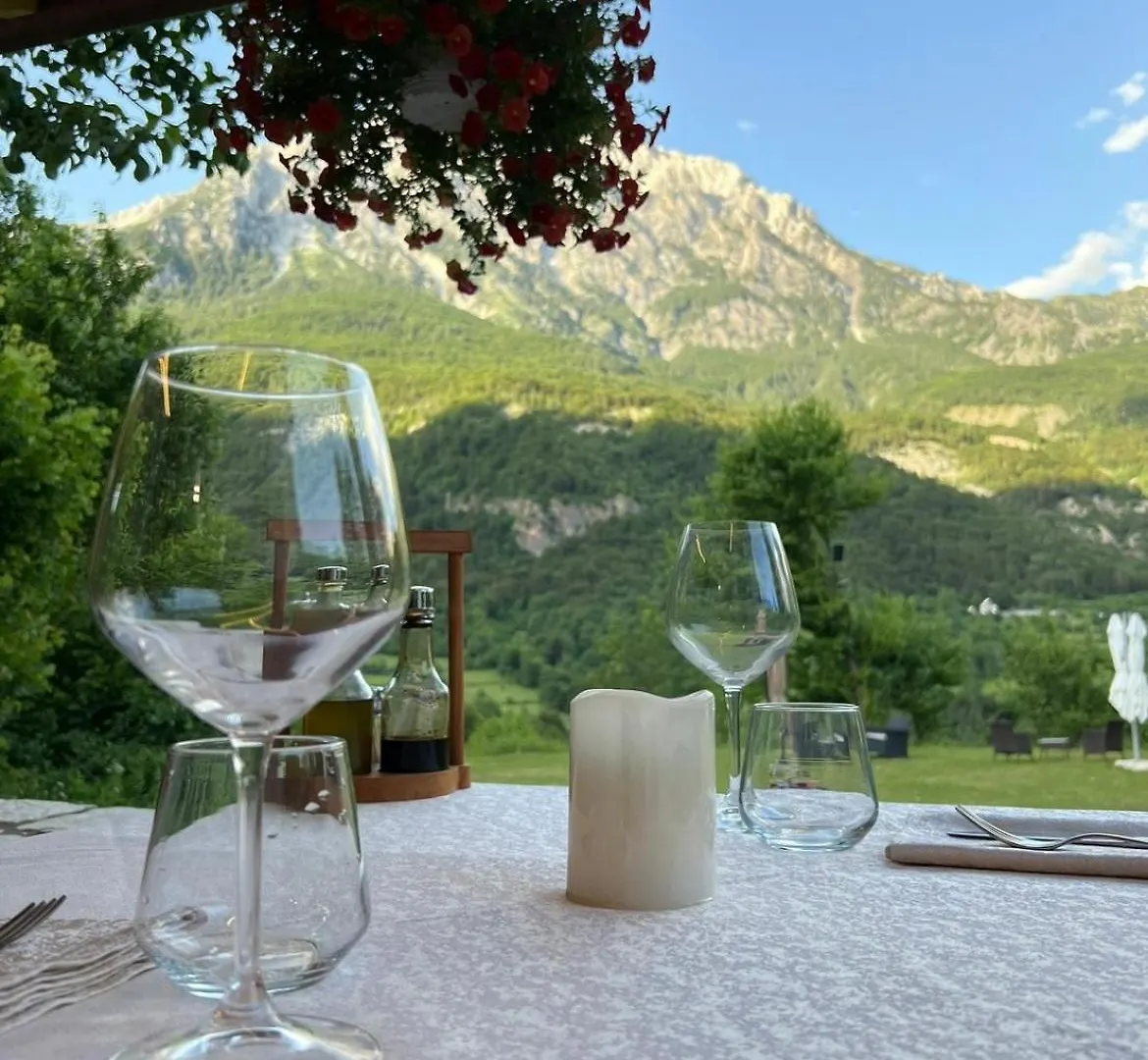 Hotel Villa Molla Theth Albanië
