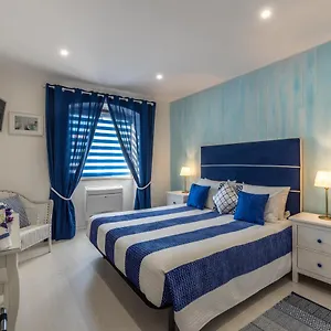 https://suites-portarade.hotelaalgarve.com