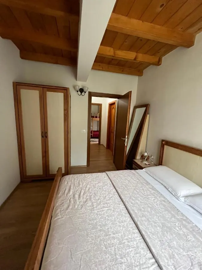 Villa Molla Theth Hotel